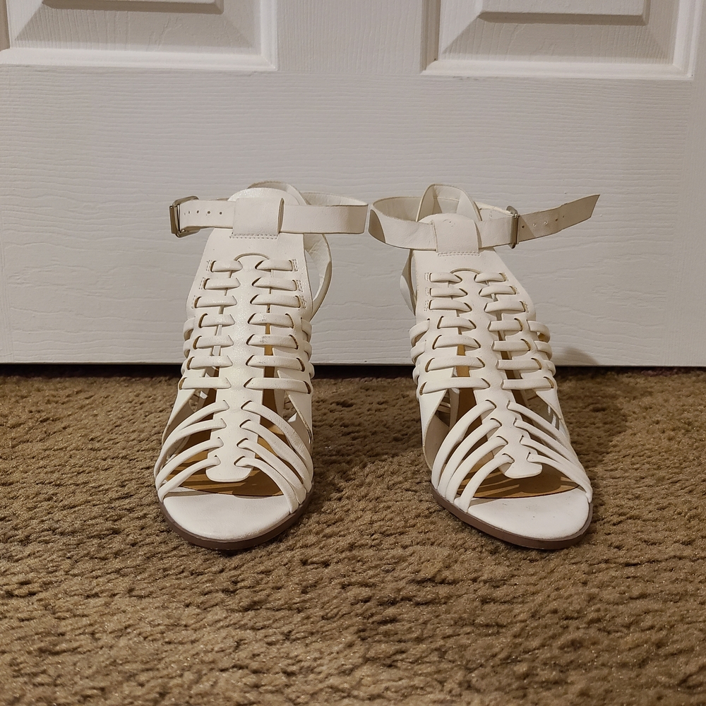 Heart In D High Heels Sandals